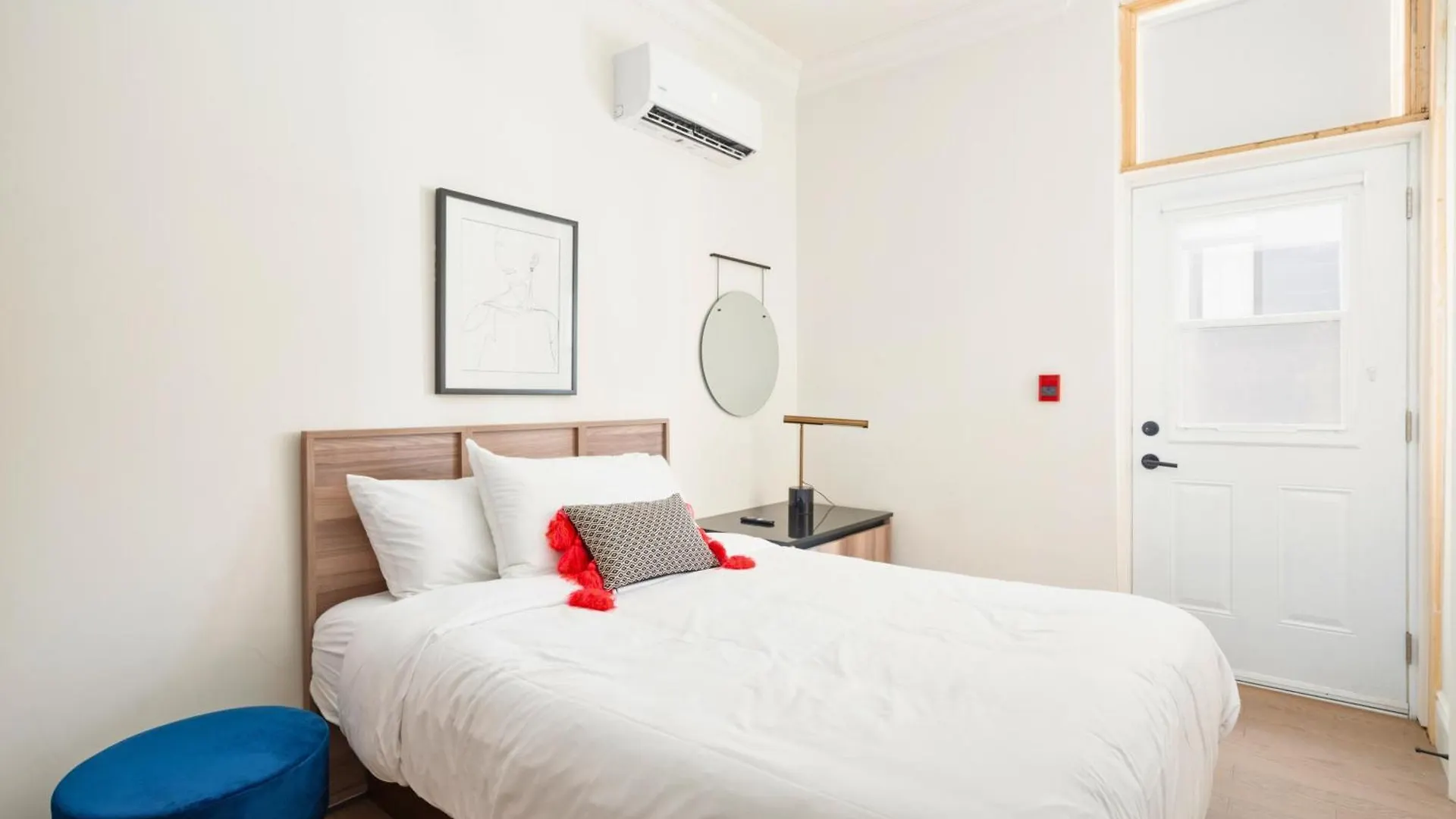 Opal Lofts - Quartier Latin Apartment Montreal